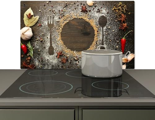 KitchenYeah© Spritzschutz Herd Küchenrückwand Vinyl 91x52 cm Küchen Zubehör Küchenwand, Herdabdeckplatten für Ceranfeld Holz - Kräuter - Besteck - Teller