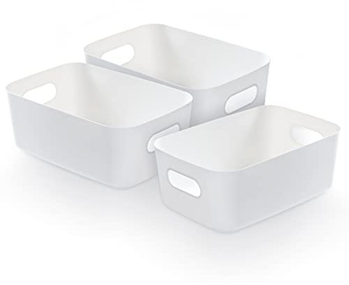 Bgfuni Set of 3 Small Plastic Storage Baskets, Office Home and Kitchen Tidy Organiser, White Plastic Studio Storage Baskets, Plastic Baskets for Storage Small, Shelf Baskets, 20 x14 x7.5cm(White)