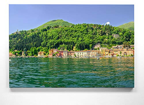 Traumhaftes Leinwandbild vom Gardasee, Maderno-Toscolano - als 90x60cm großes Wandbild. Perfekt als Hintergrund und Deko für Wohnzimmer & Schlafzimmer. Aufgespannt auf 2cm Holzrahmen