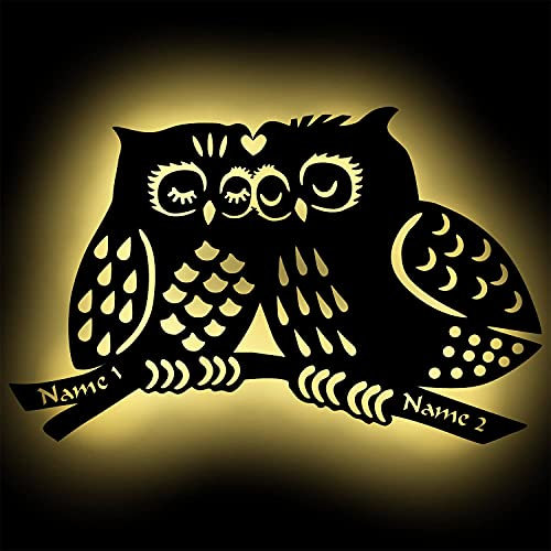 Holz Eulen-Paar Deko Nachtlicht personalisiert mit Wunsch Namen - Schlafzimmer Wohnzimmer Geschenk Jahrestag Partner Pärchen Liebe Deko I Batteriebetrieb & Farbauswahl