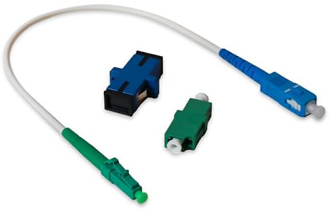 Conectra® - Glasfaserkabel Set mit passenden Adaptern | LC/APC auf SC/UPC | Farbe Weiß | OS2 | Singlemode | Simplex | ideal für FTTH Heimnetzwerke (Länge 25 cm)