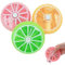 MOVKZACV 3er-Pack Pillenboxen, runde 7-Tage-Pillenboxen, kleine Pillenboxen, Wochenpillenboxen mit 7 Fächern, tragbare Spender für zu Hause und unterwegs(Grün+Orange+Rosa)