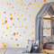 TUPFEN DOTS Wandtattoo 128 Stück | rund & handgezeichnet Punkte | Konfetti AUFKLEBER Kindergarten | unregelmäßige Punkte Wandsticker Kinderzimmer ZWEIFARBIG (Orange/Gelb)