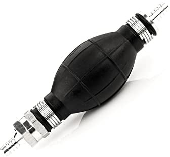 LST Kraftstoff Handpumpe Umfüllpumpe mit 8mm Schlauchanschluss, Förderpumpe für Benzin, Diesel, Öl, Wasser, Sechskantgewinde 22 mm, Einwegpumpe, Siphonpumpe für Außenbordmotor