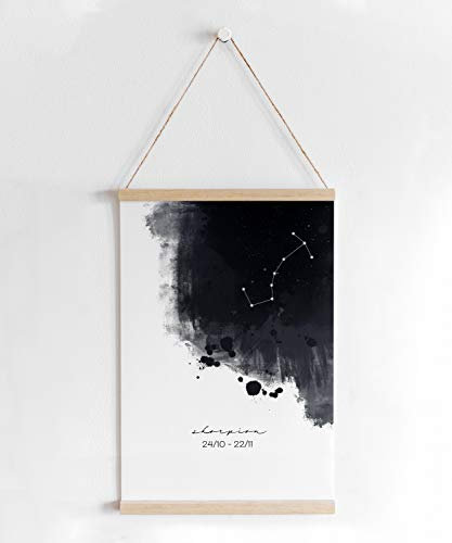 kartenkuss.de Sternzeichen-Skorpion Poster mit Posterleiste, Motiv skorpión, Poster und magnetische Posterschiene aus Holz mit Aufhängeschnur (Leinenoptik 200g/m², DIN A2)