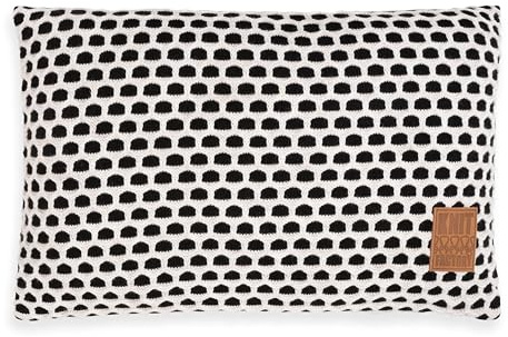 KNIT FACTORY - Mila Kissen - Schwarz/Beige - 60x40 cm | Sofakissen mit Füllung und Bezug - Couchkissen - Zierkissen - Gestrickter Dekokissen - Kissen mit Wabenmuster