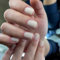 MouyouGlow Press on Nails Kurz,Squoval Beige Cream Weiss Einfarbige Mattiert Fake Nails Kunstnägel mit Nagelkleber,Nude Natürliche Matt Künstliche Fingernägel … …