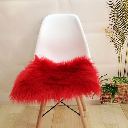 Kunstfell Sitzkissen, Kleiner Quadratisch Felle für Stühle, Plüsch Flauschiger Sitzauflage Stuhl, Flauschiger Teppich, Sitzfelle für Stühle Dekofell Schlafzimmer Asthetische (Rot, 45*45 CM)