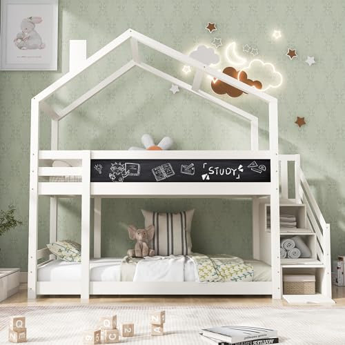 I0I&I0I Kinderbett Baumhaus mit Schornstein &Speicherung und Rausfallschutz 90 x 200 cm, Hochbett für Kinder inkl.Tafel– 2X Lattenrost (Weiß(ohne Matratze))