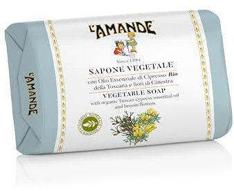 L'AMANDE - Sapone Mani Vegetale Delicato Pelli Sensibili con Olio Essenziale Cipresso Bio della Toscana, Saponetta Detergente Energizzante Profumata senza Alcali Liberi, Aroma Fiorito e Delicato 200gr