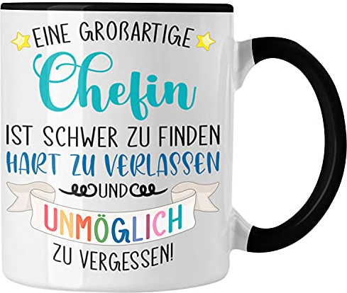 Trendation - Chefin Abschied Abschiedsgeschenk Chefinnen Tasse mit Spruch Grossartige Chefin Geschenkidee (Schwarz)