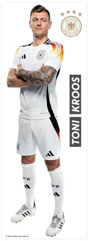 K&L Wall Art DFB Wandsticker Deutsche Nationalmannschaft Wandtattoo Fußballspieler Logo Fußball Trikot - Offizielles Lizenzprodukt (Kroos, 30x90 cm, DFB)