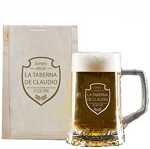CALLE DEL REGALO Jarra de Cerveza ‘La Taberna de…’ grabada con su Nombre y año de Nacimiento con caja de madera