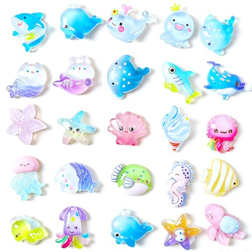 50 Stück Mini Meerestiere Figuren Harz, Leuchtfarbe Miniatur Tiere Ornamente, Bunt Mini Harz Tierfiguren Set, Kleine Luminous Resin Animals für Gartendeko, Aquarium, Puppenhaus und DIY Basteln