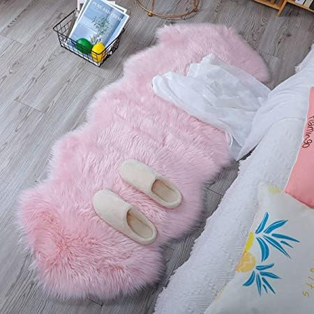 Tapis en fausse fourrure en peau de mouton - Tapis doux et moelleux - Pour chambre à coucher, canapé, salle de bain - Rose - 60 x 180 cm
