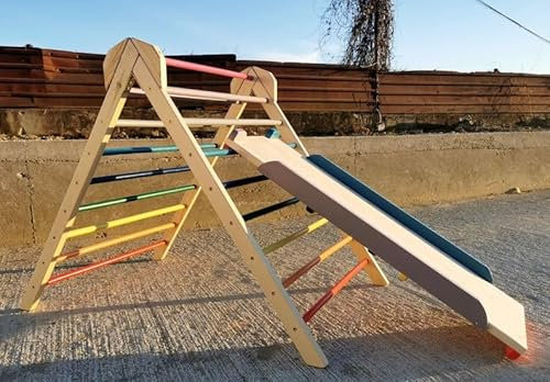 Wetterfestes Kletterdreieck mit Rutsche für Draußen und Drinnen
