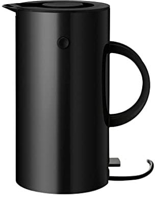 Stelton Wasserkocher EM77 - Elektrischer Kocher, Wasserkessel, Teekanne - Schnell kochend, niedriger Energieverbrauch, entnehmbarer Kalkfilter, Sicherheitsschalter - 1,5 Liter, Schwarz, EU-Stecker