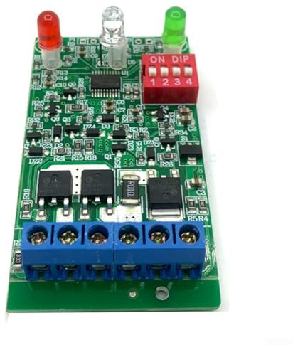 Placa de control de lámpara solar inteligente diseñada para optimizar el rendimiento en múltiples voltajes de batería