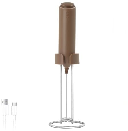 ELMWAY Rechargeable Milk Frother – Handheld Electric Whisk for Coffee, Latte & Matcha, Ergonomic Grip with Charging Stand or Wall Mount Holder – Brown