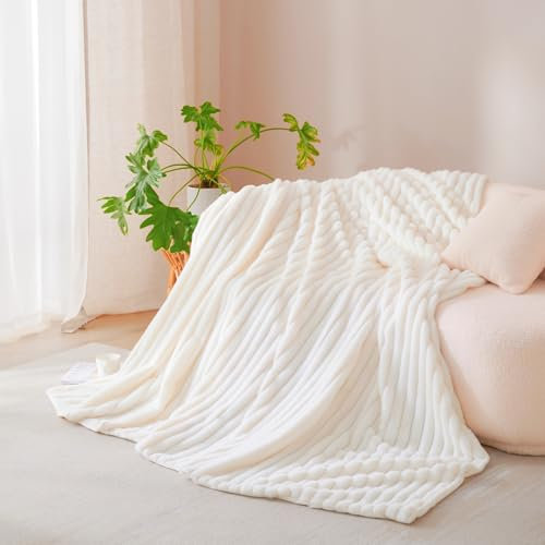 Nayoroom Kuscheldecke Winter Flauschig Kaninchen Fleecedecke 150x200 Weiß Warm Fellimitat Decke Kuschelig Wolle Aesthetic Wohndecke Cream Wolldecken Weiche Sofadecken für Sitzfläche Couch überwurf