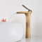 YHSGY Robinet De Lavabo Robinet Cascade Or Et Blanc Robinet De Salle De Bain En Laiton Robinet De Lavabo De Salle De Bain Mitigeur Robinet D'Évier Chaud Et Froid