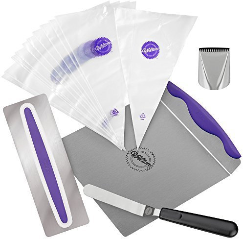 Wilton Kit de décoration de base pour gâteaux, débutants, 16 pièces
