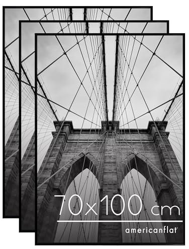Americanflat Cadre Photo Noir de 70x100 cm - Lot de 3 - Cadre de 70x100 cm avec Encadrement Fins, Vitre en Plexiglas et Matériel de Suspension pour Affichage Vertical ou Horizontal