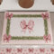 PETTI Artigiani Italiani - Coprifornello Natalizio, Coprifornello Cucina Natalizio, Copri Piano Cottura 50x70 cm, Coprifuochi Fiocco Rosa Piume, 100% Made in Itay