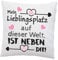 LIEBTASTISCH Liebes Kissen mit Spruch - Mein Lieblingsplatz auf Dieser Welt, ist neben dir - Liebe - Schatz - Beziehung - Geschenk Valentinstag - Deko Kissen - weiß 40cm x 40cm