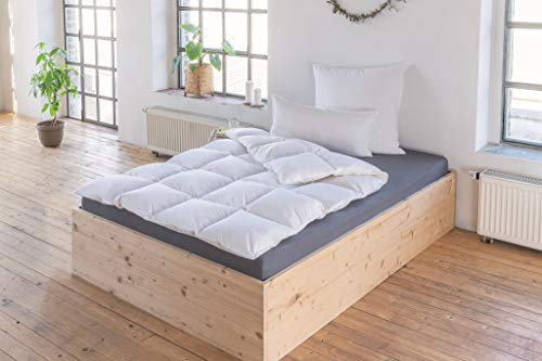 Schiesser Daunen Winter Bettdecke, Allergiker geeignet, Ökotex Standard 100, Farbe:Weiß, Größe:135 cm x 200 cm