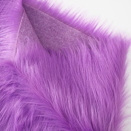 LPLND Qualität Kunstpelzstoff Plüschstoff langfloriges Kunstpelzmaterial Flauschiger Stoff für Kostümmode Teppiche Requisiten Kulissen Cosplay Stuhldekoration 150cm*50cm(Color:Violett)
