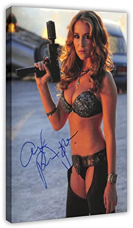 MOIT Alexa Vega Machete tötet Sexy Signature Leinwand Poster Schlafzimmer Dekor Sport Landschaft Büro Zimmer Dekor Geschenkrahmen Stil 50 x 75 cm