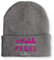Mädels egal was passiert, Pegel halten. Statement Beanie Mütze mit Spruch, Farbe: Grau