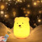 WHA&DARREN Bär nachtlampe LED Nachtlicht für Kinder - Tragbare Silikon Nachttischlampe mit Fernbedienung/Touch Steuerung/Dimmbar - Kinderzimmerlicht