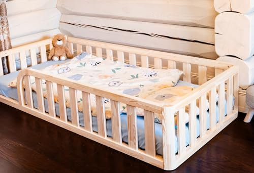 Mandrele - Montessori Bett, Bodenbett mit Lattenrost, Rausfallschutz Bett, Kinderbett, Holzbett mit Bettgestell für Jungen und Mädchen, 200x140cm, Natur Holz