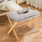 Nisorpa Repose-pieds pliable pour canapé, ottoman, repose-pieds en bambou, tabouret à langer en bois, marchepied pliable en bois avec coussin amovible en tissu velours pour salon, gris
