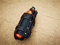 Orletanos Bouteille Support HD Mauvais Côté Sportster Porte-Bouteilles Compatible avec Harley Davidson Design Noir Orange Coutures Porte-Boissons Sacoche Oscillant Sacoche de Selle Cadre Cuir