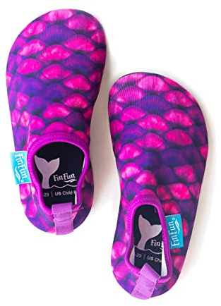Fin Fun Badeschuhe Kinder Meerjungfrau – Magenta, Gr. 26-27 | Slip-on Wasserschuhe für Mädchen – elastisches Obermaterial, rutschhemmende Sohle, herausnehmbare Einlegesohle