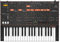 Sintetizzatore analogico Behringer ODYSSEY con 37 tasti full-size, doppio VCO, VCF multimodale a 3 vie, sequencer a 32 passi, arpeggiatore e Klark Teknik FX