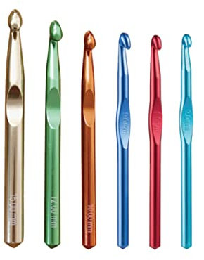 Knitiss Crochet Hooks Set, Large Aluminum Crochet Hooks Set 7mm, 8mm, 9mm,10mm, 12mm, 15mm, Big Standard Size for Chunky Yarn