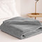 Emma Essentials Decke 220x240cm - kuschelige Sofadecke, Hellgrau