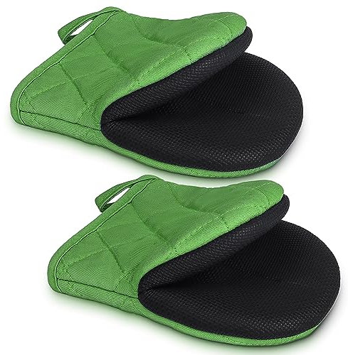 1 Pair Short Oven Mitts - Silicone Kitchen Oven Gloves High Heat Resistant 500℉, Mini Oven Mits with Non-Slip Grip Surfaces and Hanging Loop for BBQ, Baking, Cooking and Grilling (Green)