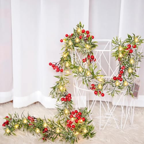 Weihnachtsgirlande mit Beleuchtung, 1.8M Girlande Weihnachten mit Roten Beeren, Grünen Blättern, 40 LED-Lichter für Weihnachtsbaum Deko, Deko Wohnzimmer, Adventskranz Deko, Batteriebetrieben