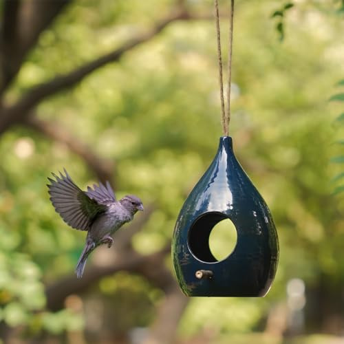 Keramik Vogelfutterhaus zum Aufhängen | Handgefertigtes Vogelhaus | Futterspender für Wildvögel | Gartendeko | Winterfest | Nachtblau