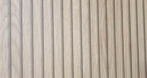 Oak Strip Wood Effect Wall Panelling Board. Perfect for TV Display Wall or Feature Wall and End Panels. 18mm Oak Effect chipboard (900 x 600mm)