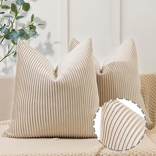 YCOLL 2er Set Beige Kissenbezug 45x45 Samt Streifenmuster Kissenhülle weiche Kissenbezüge Moderne Zierkissenbezug Sofakissen für die Inneneinrichtung luxuriöse dekorative Dekokissen für Sofa, Bett