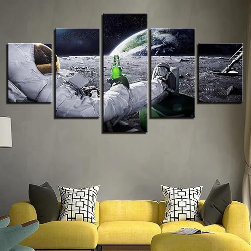 AZBESCZ Moderne Bilder Wohnzimmer 5 Teiliger Astronaut mit Bier auf dem Mond Poster Mit Rahmen Hd Für Heimdekoration Personalisierte Bilder Leinwandbilder Xxl