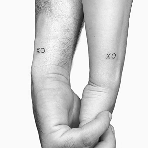 Inkster Tattoo - XO Tattoo | Temporäres Tattoo mit EU-Kosmetikzertifizierung | wasserfest + vegan | revolutionäres 2-Wochen-Tattoo für Erwachsene | Fake Tattoos und Klebetattoos (1er Pack)