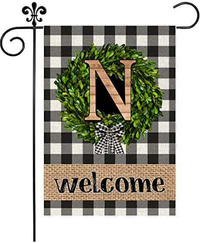 Welcome Garden Flag N Initial Buchstabenkranz Benutzerdefinierte Nachname Veranda Flaggen Vertikale Doppelseitige Buffalo Plaid Holz Garten Hof Banner Rasen Outdoor Dekoration 31,8 x 45,7 cm (N)