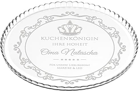 Maverton Kuchenplatte mit Gravur - personalisiert - Kuchenform aus Glas - Geschenkidee für Hobbybäckerin & Naschkatze - Geburtstagsgeschenk für Frauen - Königin